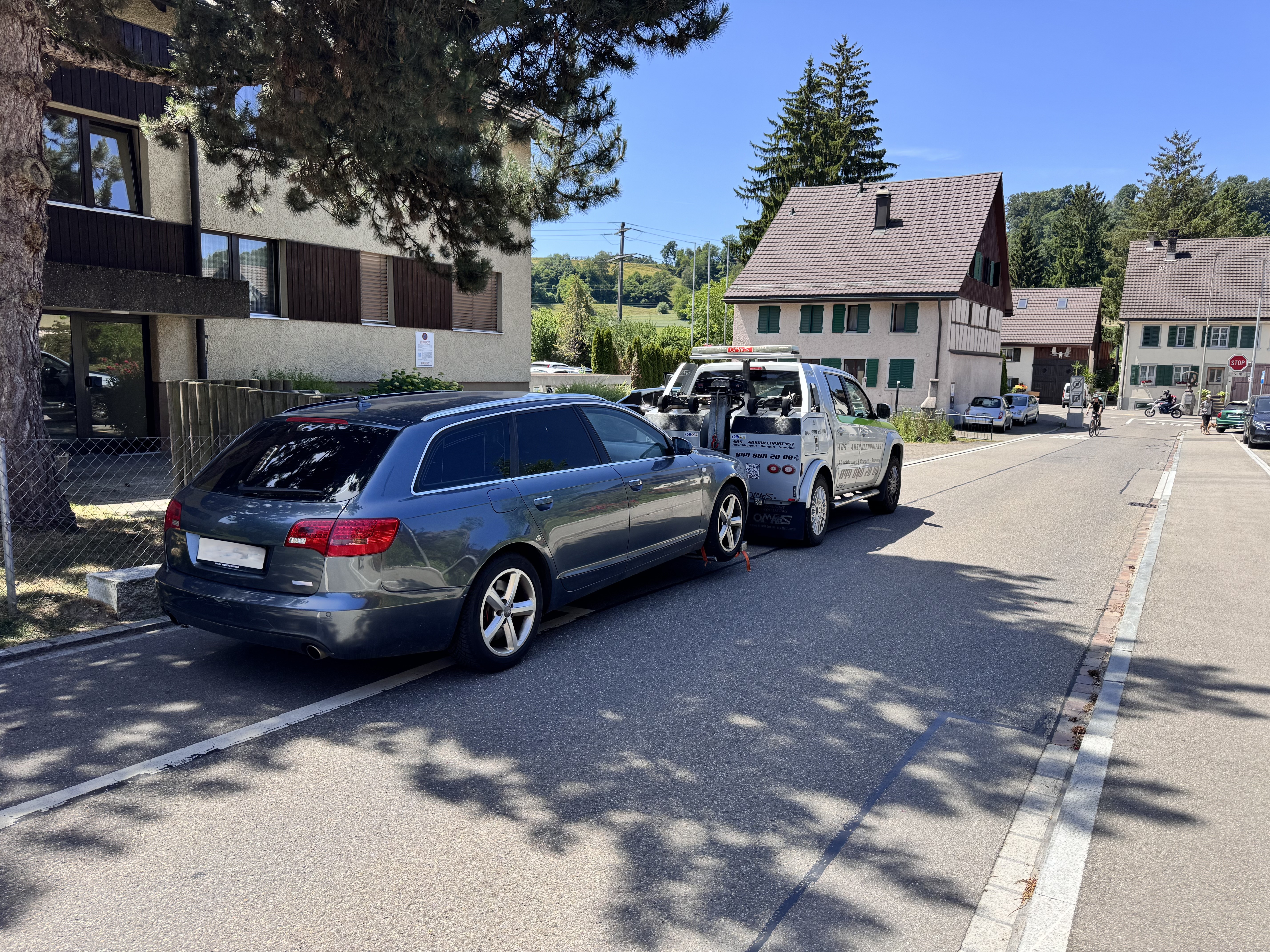 Vermietete Parkplätze statt Besucherparkplätze in Embrach