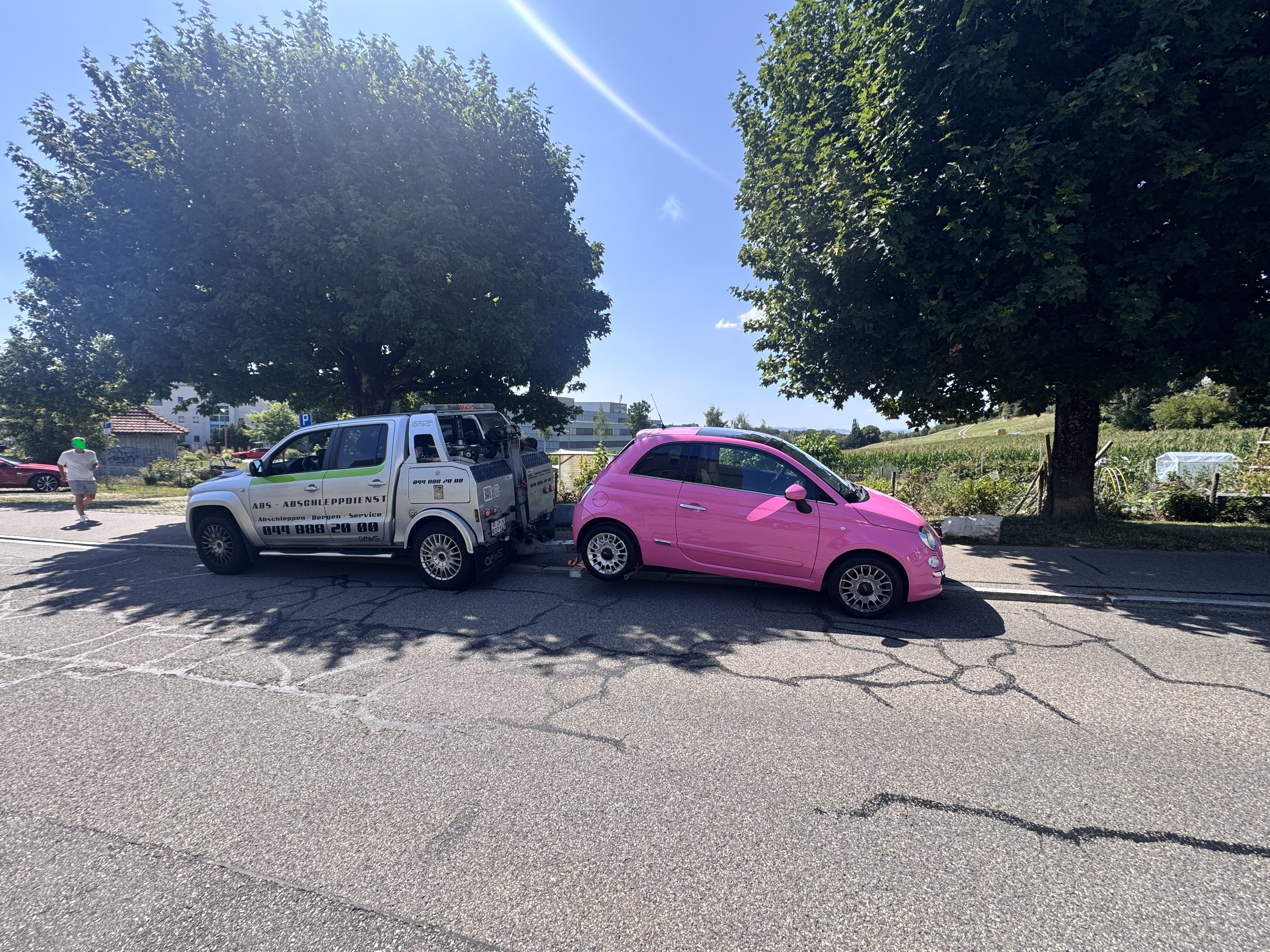 Schnelle Pannenhilfe und Fahrzeugtransport in Zürich
